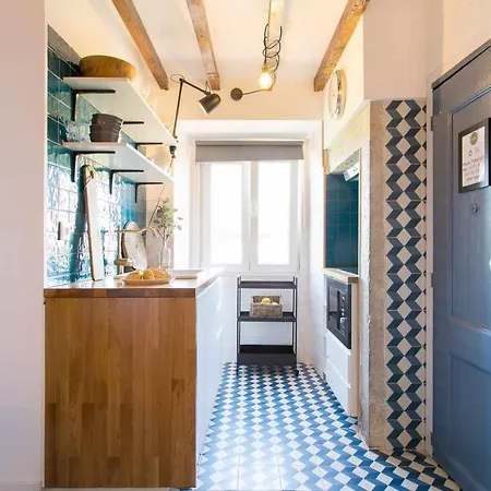 Cozy Blue Attic Lx Factory 1 De Maio Apartment Lisbon Exterior photo
