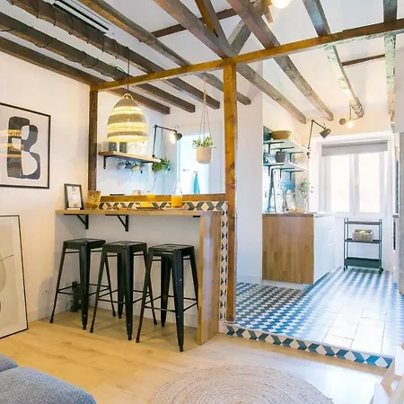 Cozy Blue Attic Lx Factory 1 De Maio Apartment Lisbon Exterior photo